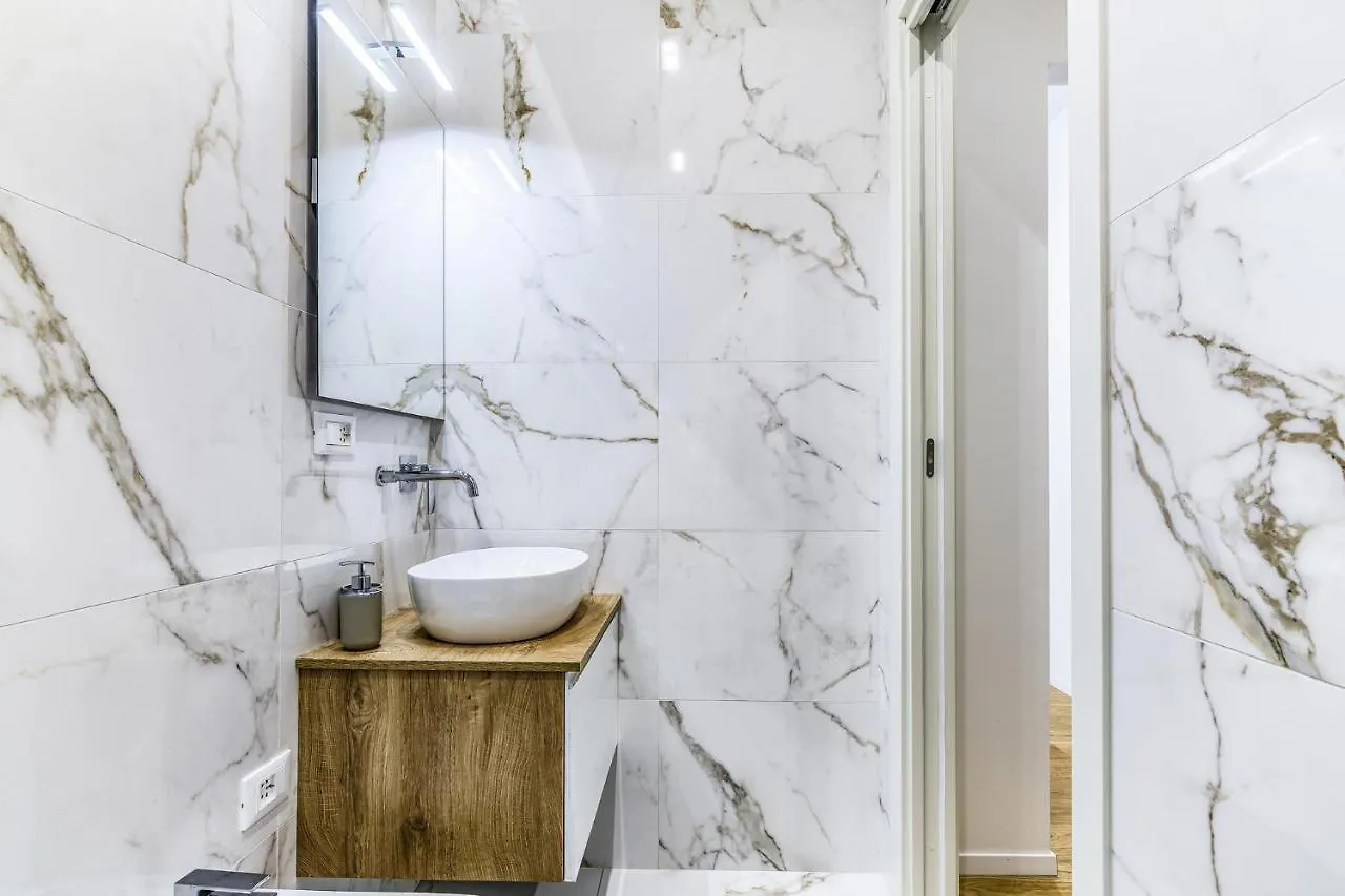 Basiliche Apartment Milano İtalya